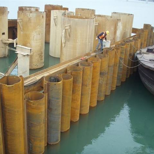 淮南钢护筒现场安装